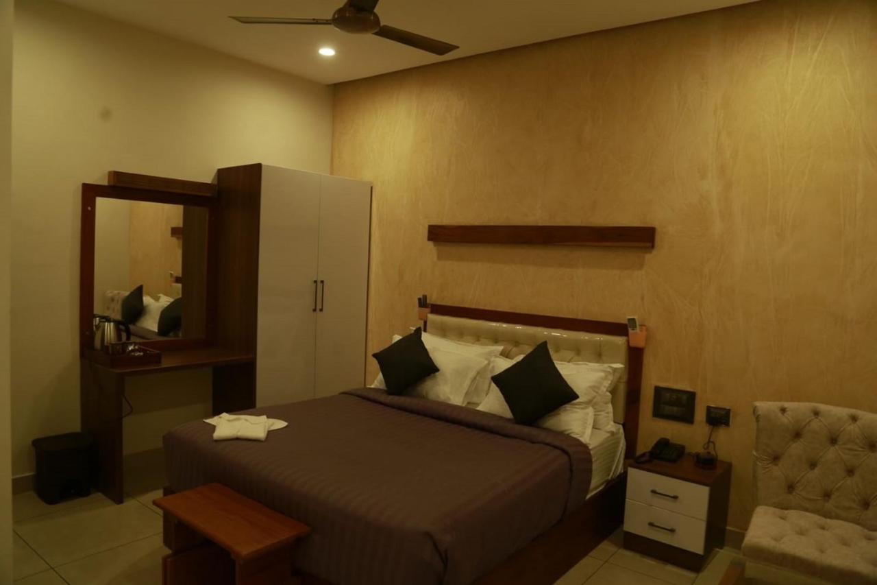 Casa Orchid Hotel Alappuzha Eksteriør billede