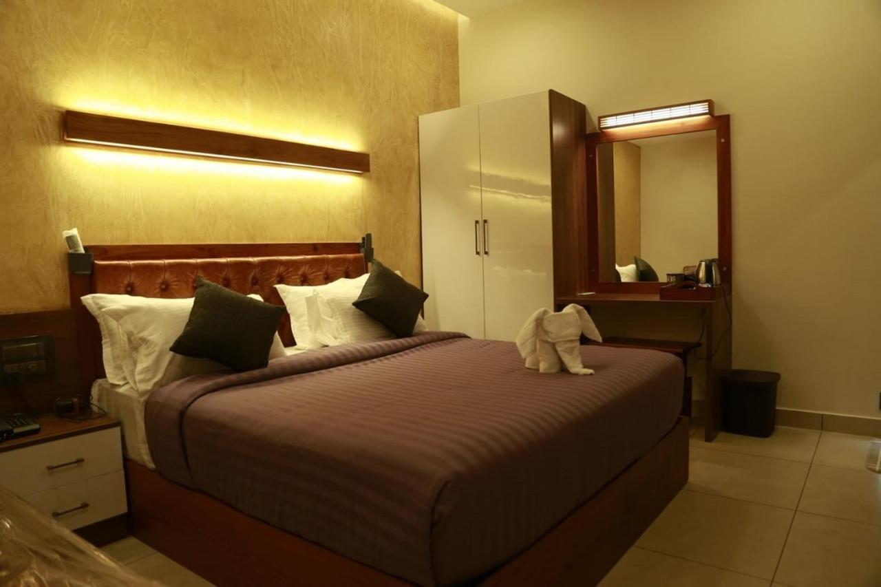 Casa Orchid Hotel Alappuzha Eksteriør billede