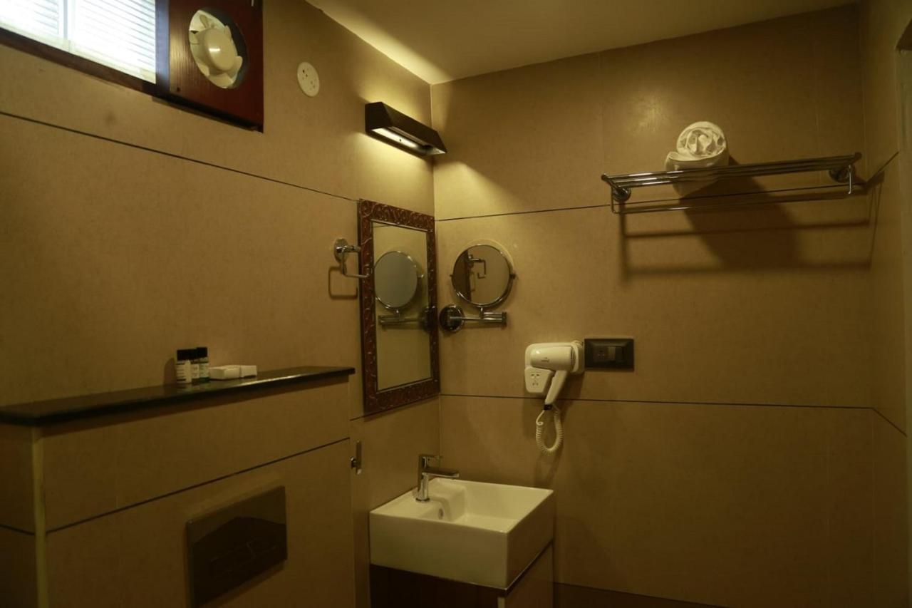 Casa Orchid Hotel Alappuzha Eksteriør billede